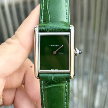 Đồng Hồ Cartier Nữ Tank Must Dây Da Màu Xanh Lá Cây Rep 11 25.5 x 33.7mm