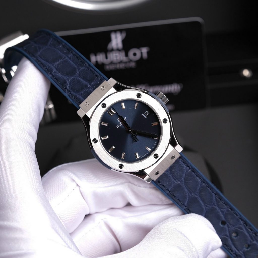 dong-ho-hublot-classic-fusion-nu-mau-xanh Đồng hồ Hublot Classic Fusion nữ màu xanh