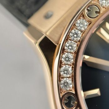 Đồng hồ Hublot độ kim cương moiss
