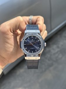Đồng Hồ Hublot Fake 11 Máy Thụy Sỹ Giá Rẻ Màu Xanh Than