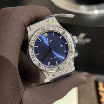 Đồng hồ Hublot nam độ kim cương tự nhiên
