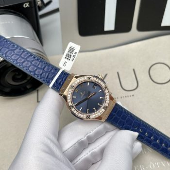 Đồng hồ Hublot niềng kim cương moissanite