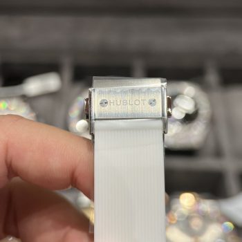 Đồng hồ Hublot nữ dây cao su màu trắng