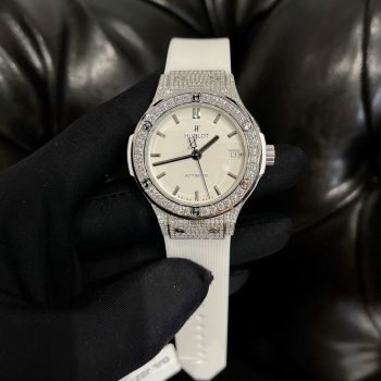 Đồng hồ Hublot nữ độ kim cương moissanite