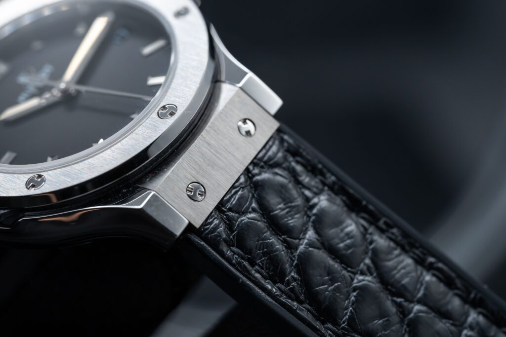 Đồng Hồ Hublot Nữ Màu Đen
