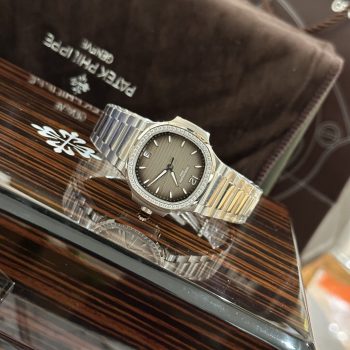 Đồng Hồ Nữ Đính Đá Patek Philippe Nautilus 7118-1200A