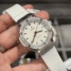 Đồng hồ nữ Hublot niềng kim cương moissanite