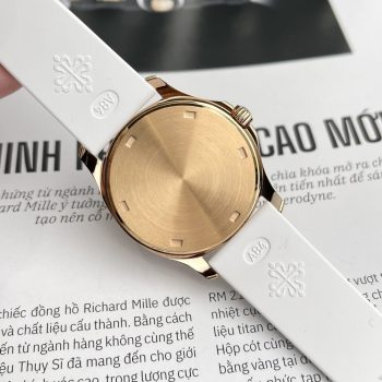Đồng hồ Patek Philippe Aquanaut 5067 giá rẻ