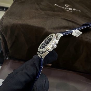 Đồng hồ Patek Philippe độ kim cương moissanite