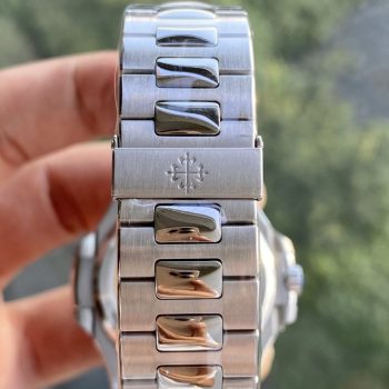 Đồng hồ Patek Philippe Nautilus