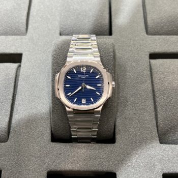 Đồng Hồ Patek Philippe Nautilus 7118 Rep 11 Nữ Dây Kim Loại Mặt Xanh 35.2mm