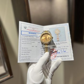 Đồng hồ Rolex niềng kim cương Moissanite