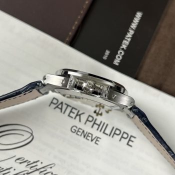 https://dwatchluxury.com/wp-content/uploads/2022/12/Dong-Ho-Replica-Cao-Cap-Patek-Philippe-Nautilus-5726-Mau-Xanh-Duong-Nam-1024x1024.jpg