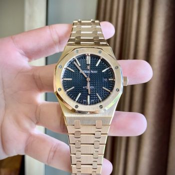 https://dwatchluxury.com/wp-content/uploads/2022/12/Dong-Ho-Audemars-Piguet-Royal-Oak-Replica-Cao-Cap-Nhat-Mau-Vang-Hong-768x1024.jpg